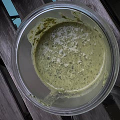 Very vibrant flavors and spice heats your entire body. Yoghurt recommended in the instructions should be already added as an ingredient