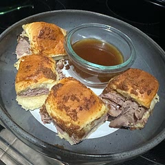 Easy recipe. The butter mixture didn’t mix together as well as I would have liked but it’s still good. My kids loved these and they are picky eaters!