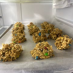 Added 2 TBS of chia seeds and 1/4 cup of mini chocolate chips