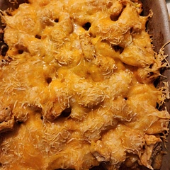 Delicious recipe.
Had to make extra sauce for chicken there was no extra after costing the cauliflower per recipe instructions. I also forgot the turkey bacon.