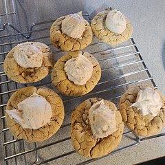 These are so amazing! I was curious and skeptical about the sweet potato going in,  but holy hannah🫠🤤💝 NO reason to fear!
These are 100% worth your time to whip up. Perfect autumn cookie!
