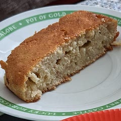 Halved the recipe because I only had one banana, (also halved the bake time) very nice, light and fluffy on the inside. 
