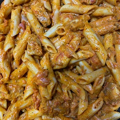 Tastes lovely, huge amount of pasta (carbs) compared to protein (chicken) and recipe for 2 was huge!  Too much for hubby and I though.  Did cook pasta separately as others recommended. 

!