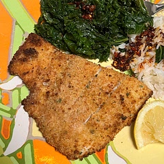 Light and crispy coating was delicious!  Used Cajun seasoning salt and Italian breadcrumbs.
