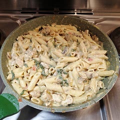 Added more cream, cheese and some mushrooms, onions, and peppers.
Was really good! 