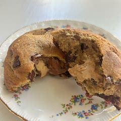 Gooey brown butter cookies with melty chocolate chips, and a creamy peanut butter center!