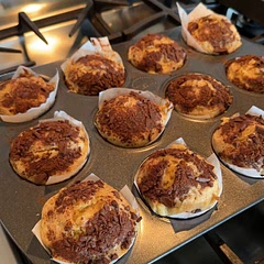 So good!! Followed the recipe exactly but subbed the brown sugar with splenda brown sugar blend and subbed white sugar for splenda sugar replacement. So moist; so good.