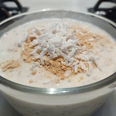 I couldn't find coconut powder so I just used full fat coconut milk. That may be why it looked like paste, but with a little added almond milk, it worked out great! 2 servings would feed 3 people. 10/10