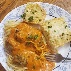 Forgot the chili flakes but it still turned out great! Will make again. Paired with spaghetti with brie sauce. 
