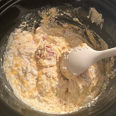I feel like 16oz of cream cheese is aLOOOOOT and that’s coming from a midwesterner. Will make again with 12oz.