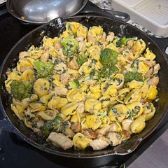 Cooked chicken separately and then added at the end.