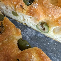 This is the perfect recipe. Comes out perfect every time.
I've also done parmesan and sundried tomatoes and Basil and mozzarella.