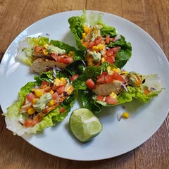 Nice lunch recipe, I didn't use yoghurt as I don't eat dairy. Instead of yoghurt I used for the sauce 1 avocado and 2 tablespoons of mayonaise to make it smooth and creamy. 