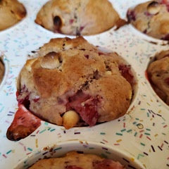 I used cardamom instead of cinnamon, added extra strawberries bc I only had one banana, and added cream cheese chips. Turned out amazing,  but only made 12 muffins. To be fair...I didn't measure anything.