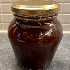 Delicious with toast or cheese!