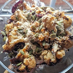I added a sprinkle of pumpkin seeds and sesame seeds. Didn't have any parsley 