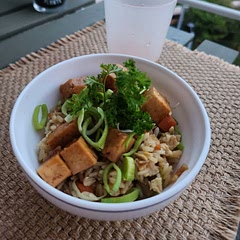 Great recipe, very swift and tasty. I'd recommend to add a bit of ginger to fry in with garlic and onion, gives some additional flavor. Best served with tofu or chicken!