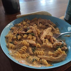 Great. Reminds me of trips to Estes Park as a kid due to a restaurant that sense shut down. Skipped onion an tomato due to a friends texture issue.