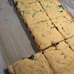I did half chocolate chips and the other half blueberry. So easy and simple. Will make again!