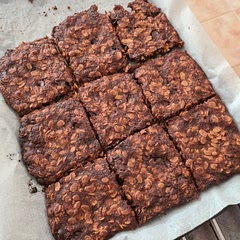 Spread out while baking quite a lot (hence the square cutting in image). Probably too many choc chips which basically melted into mixture, so more choc flavoured than choc chip. Delicious though!