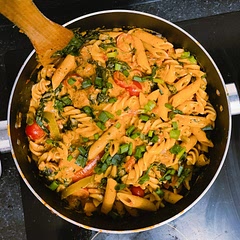Made this two days ago - turned out really well! I'd probably use a bit more chicken next time