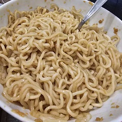 Its yum but I feel like it's missing a flavour, maybe chicken salt/ seasoning or fried onion. Not sure. Just feels like there is something missing.