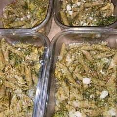 Made it as a meal prep for my partner. Added pasta to it since it was not enough by far! Tastes amazing! Very easy to make