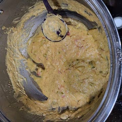 As someone who rarely cooks (not an amateur, but not a chef), this meal was incredibly easy to make, and it makes the whole house smell amazing. I made a double batch, and the image is all that's left after 9 servings.