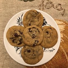 Made 9/28/23. Excellent. Better than toll house. Convection oven 11-12 minutes.