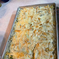 Sooo filling. Next time I would stir half way through, some of my pasta didn’t get all the way cooked.