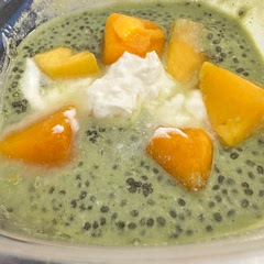 Not bad. Tastes like most chia puddings. I’ll make it again.