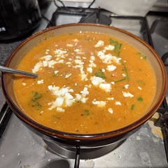 Nice and flavourful, did the whole thing in the CleverChef to simplify the process. Plenty of leftovers to last the week.