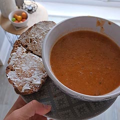 So so yummy!! One of my favourite lunch recipes 