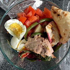 great base for your own additions or to have with leftovers (had with salmon, marinated beets, green beans, greens, and potatoes with naan). i just used a regular tomato.