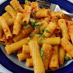It was missing something:(
Added more herbs and cheese, and some chilli flakes
