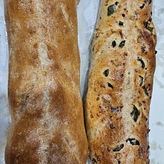 I double the recipe and add roster garlic and jalapeños... turned out really good. 
The plain one was kid approved 