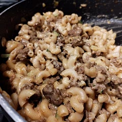 So good! Didn't have a device to shred the zucchini, so I just chopped it real small. Nice and creamy/cheesy. This might be a go-to! 