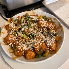 Couldn’t find tahini, replaced with peanut butter. It was harder to mix in, but everything still tasted great!
