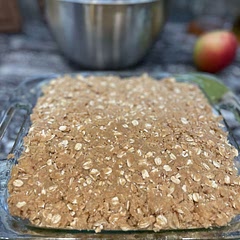Watery apple bottom. Crust was super good
