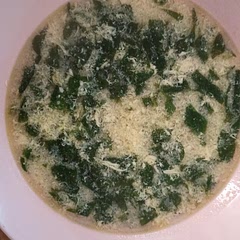 It's a bit too lemony for my taste but in general a good soup. Will make it again (with less lemon juice).