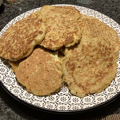 J’ai rajouté un œuf et de la farine car il n’y avait pas assez de pâte pour la quantité de Courgettes.