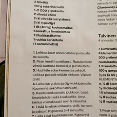 8. Lisää loppuksi limettimehu. Hienonna joukkoon korianteri. Purista halutessasi päälle limettiä