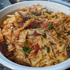 Cooking is about 45 min because I used all the losta box I added tomato past about two cans 