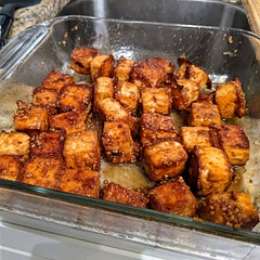 Very crispy! The glaze over it makes these delicious. 