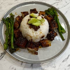 Made it with tenderstem broccoli. It was definitely much more work than the recipe makes it to be, but it was worth it. I should have put more sauce on the plate, though.