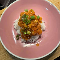 Make sure to Drain the prawns of any water