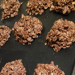 Amazing thing I have done, my mom likes it, and she doesn't really like sweet things. Browning the butter first gives a lot of flavor as well. Perfect snack to take. 