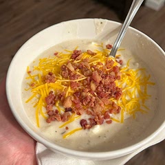 This turned out so good! I added extra seasonings (salt, pepper, thyme, onion powder, and garlic powder). Very easy to make and very tasty. My cream cheese didn’t melt fully but that’s okay.
