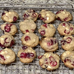 Haven’t tasted them yet - last batch still in the oven. But Natasha never disappoints so I’m sure they will be a hit. Serving to friends today and to family at Christmas :)