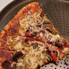 I made this with bbq sauce, beef, jalapeños, roasted peppers and red onions  turn out so good . I only used one instant yeast package.  
